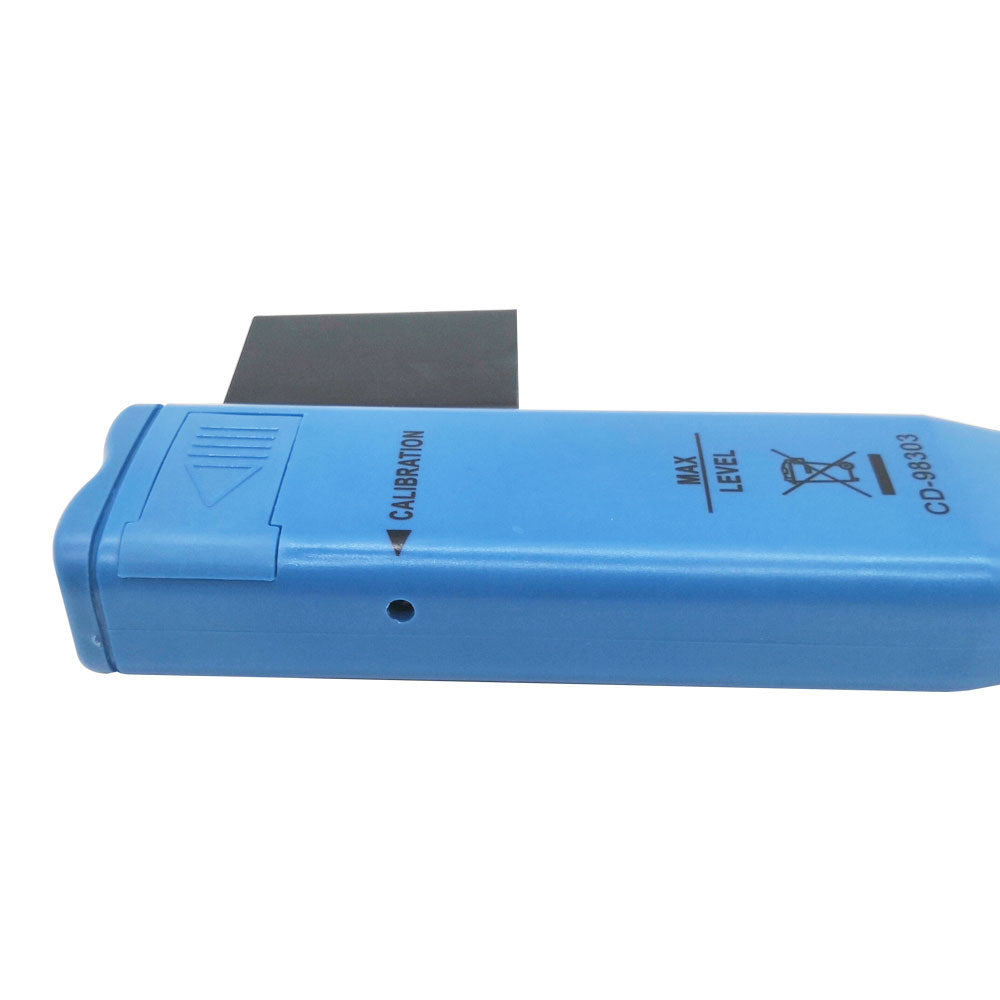Aqua Zoom Hanna TDS Meter DiST-1 water testing pen with large LCD display for measuring pH, conductivity, and water quality.