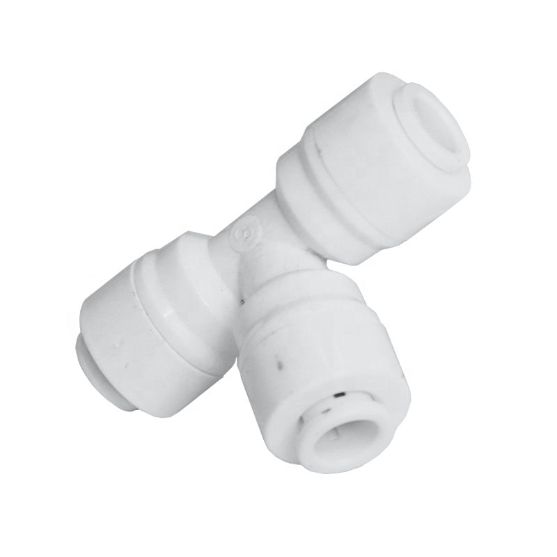 Aqua Zoom 1/4 inch tee union quick connect fitting for reverse osmosis water filter systems, showcasing the three-way tube connector.