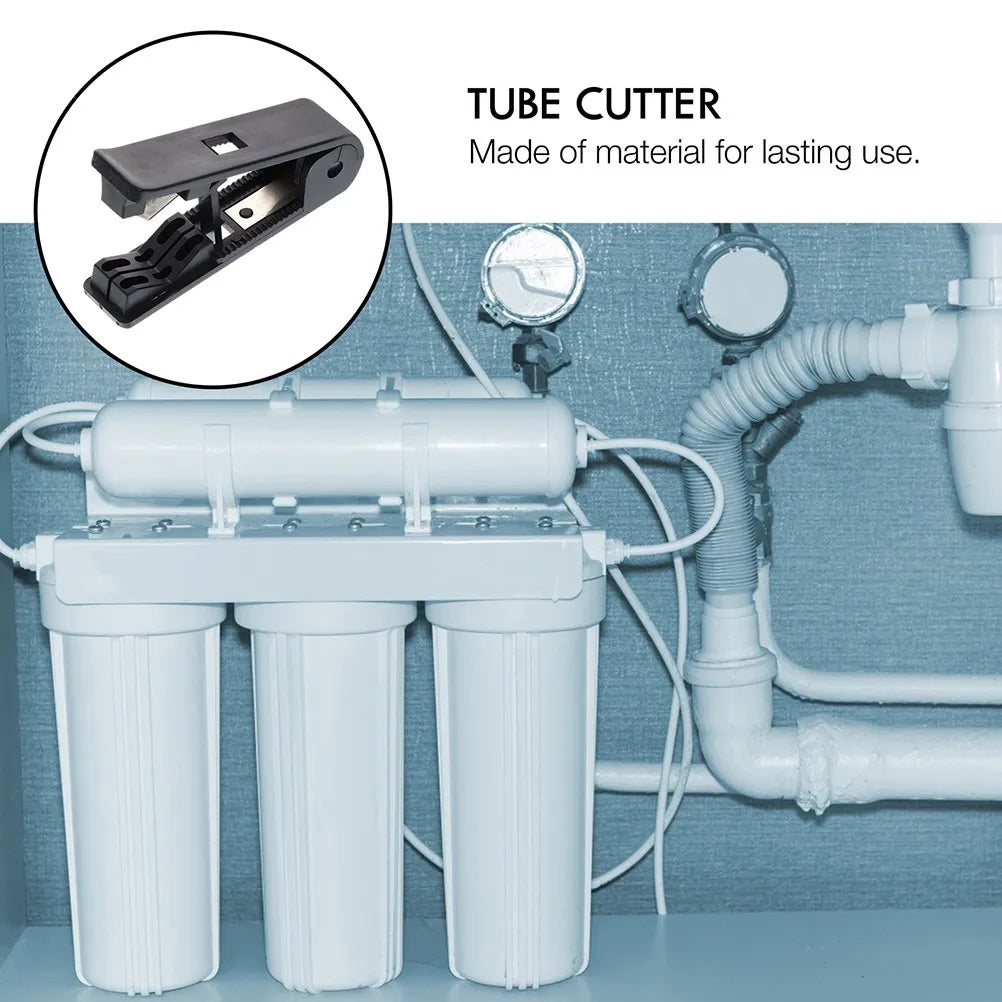 Aqua Zoom heavy-duty tube cutter for PE, PVC, and PEX pipes, showing the sharp cutting blade and sturdy handle for plumbing jobs.