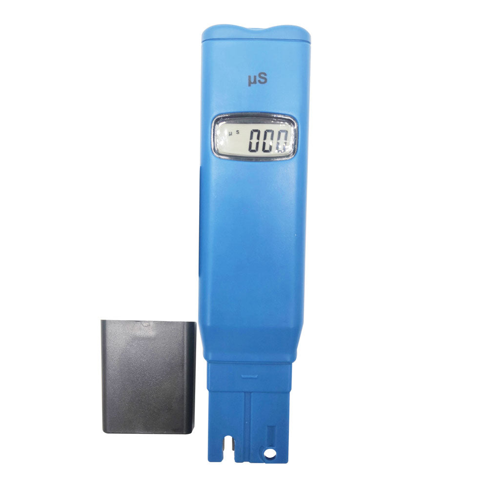 Aqua Zoom Hanna TDS water testing meter with large LCD display, used for measuring water quality, pH, and conductivity.