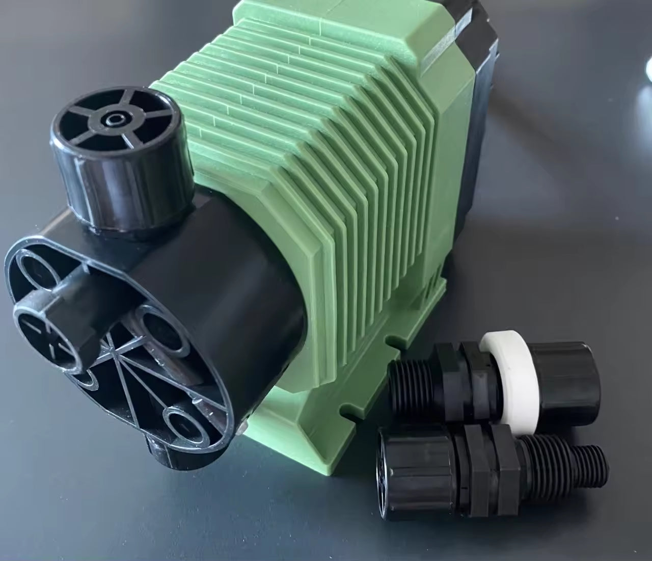 Aqua Zoom 20 LPH electromagnetic diaphragm dosing pump used for water treatment, chemical dosing, and boiler anti-scaling systems.