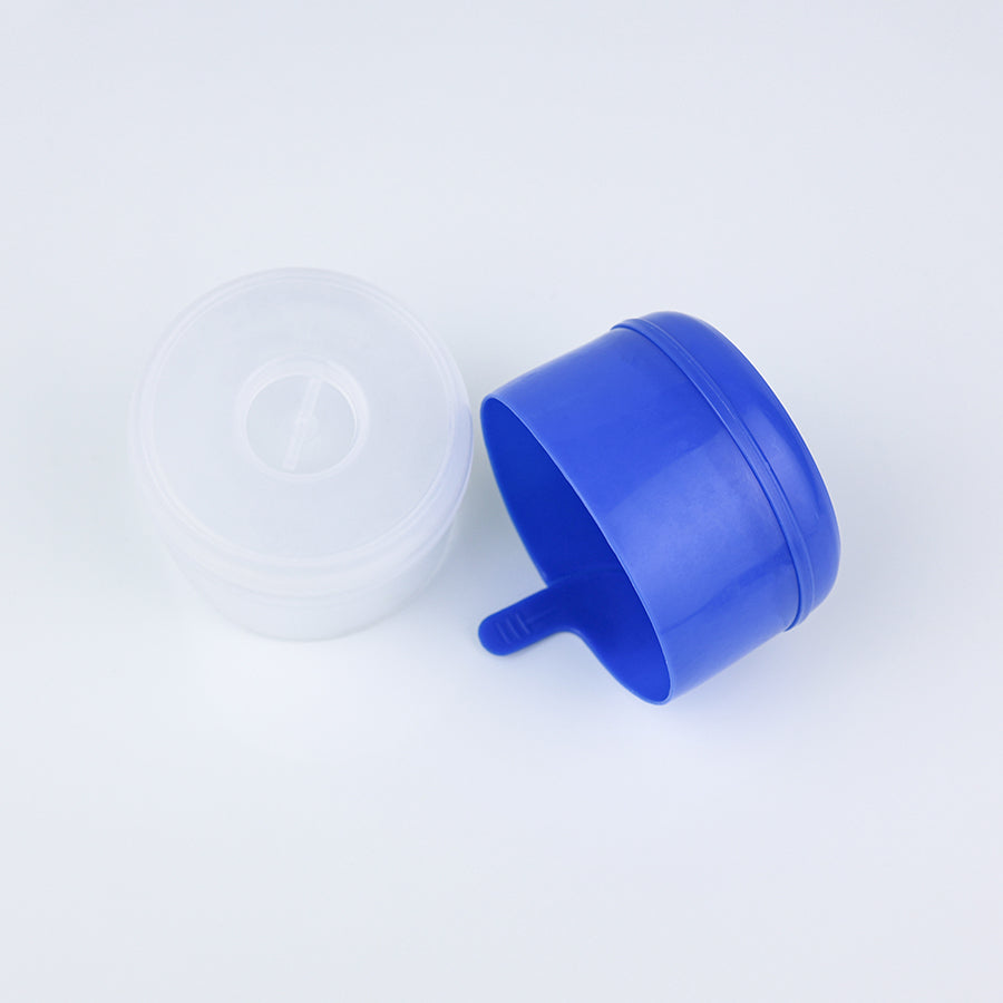Aqua Zoom 19L reusable plastic water bottle cap for 5-gallon mineral water dispenser, part of water filter accessories.