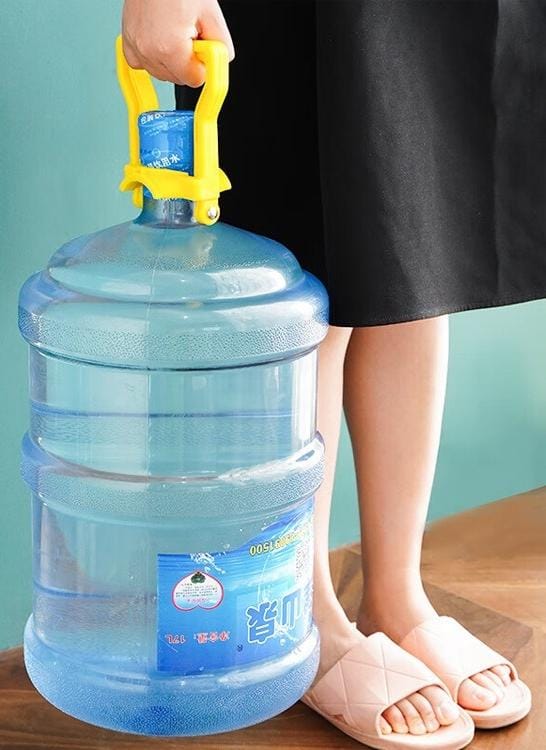 Aqua Zoom heavy-duty water bottle lifting handle attached to a 5-gallon water bottle, designed for easy transport and grip.