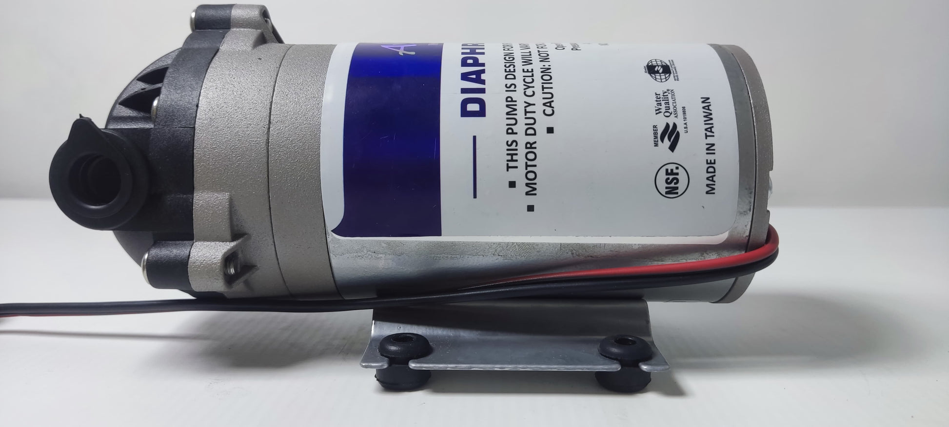 Aqua Zoom 100GPD diaphragm booster pump for RO water filtration systems, high-pressure water filter accessory in Pakistan.